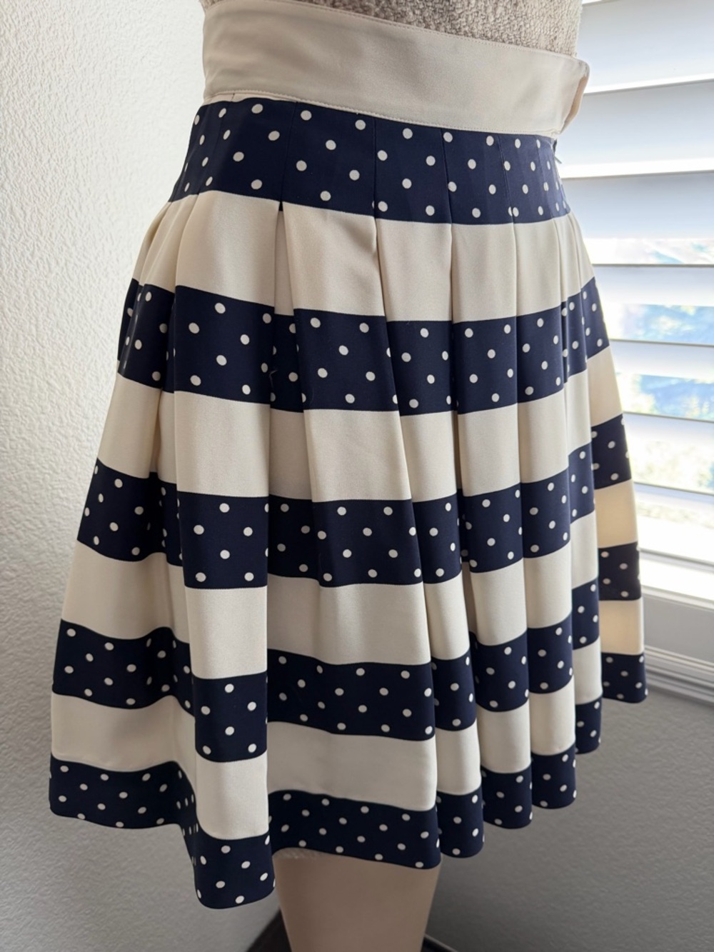 Classic Valentino Navy & White Striped A-Line Skirt - Picture 5 of 5